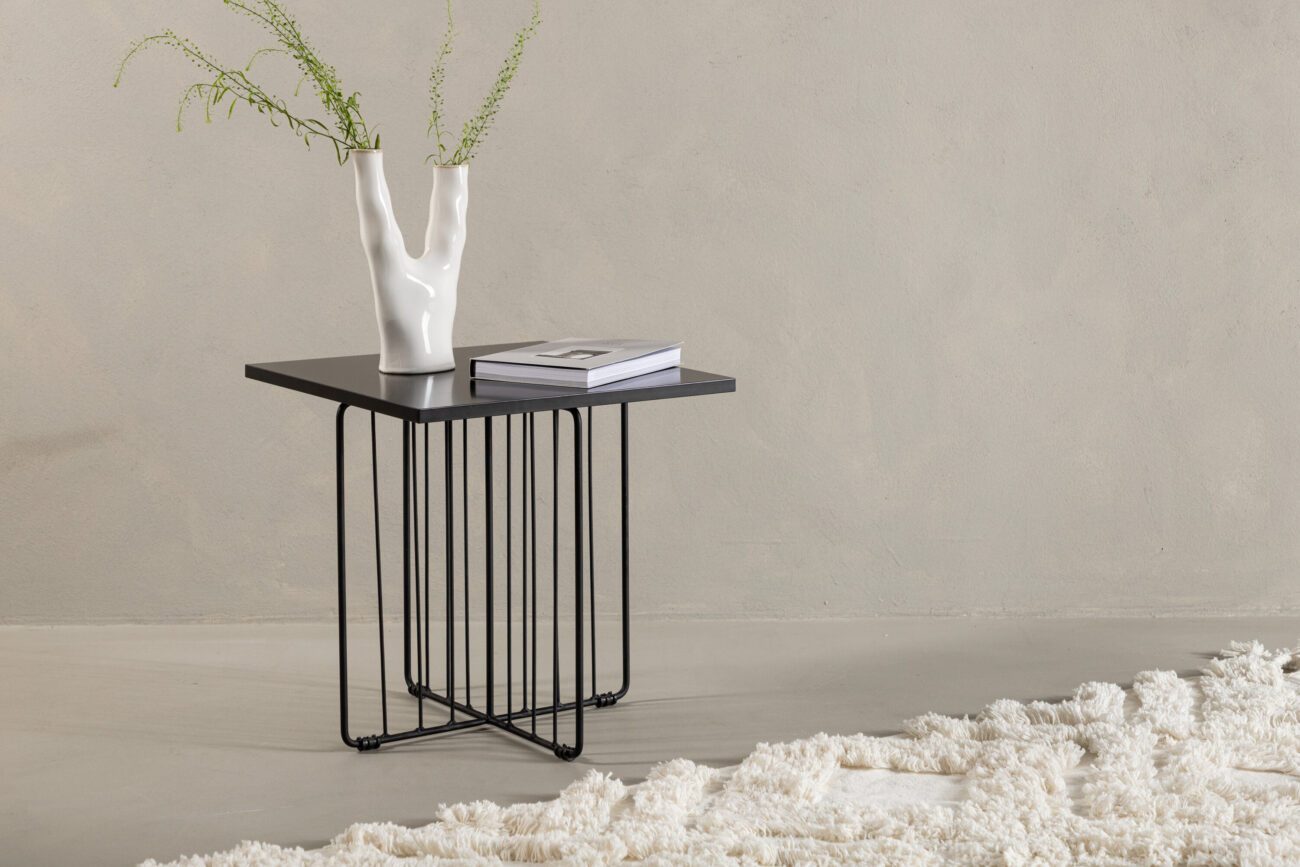 Dayton – Table basse – Noir – 40 x 40 cm