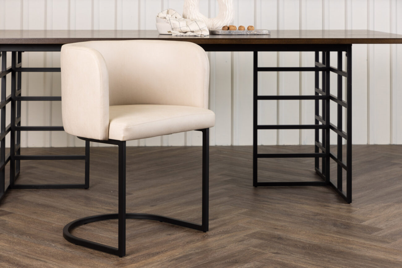 Simrishamn – Chaise de salle à manger – Beige, Noir – 60 x 75 x 58 cm