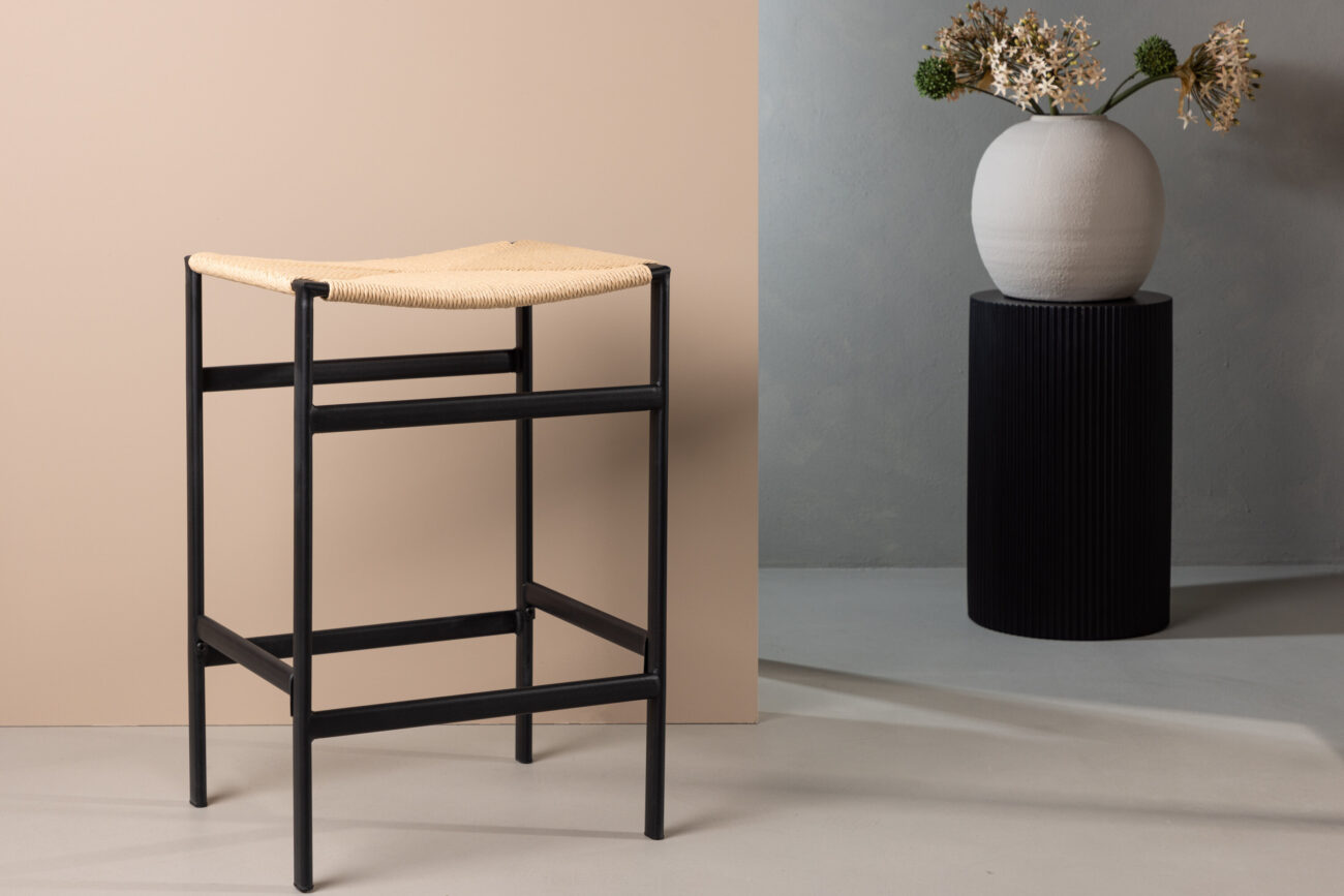 Polly – Chaise de bar – Noir, Naturel – 40 x 66 x 45 cm