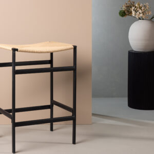 Polly – Chaise de bar – Noir, Naturel – 40 x 66 x 45 cm