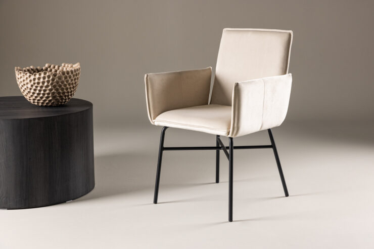 Petra – Chaise de salle à manger – Beige, Noir – 60 x 87 x 57 cm