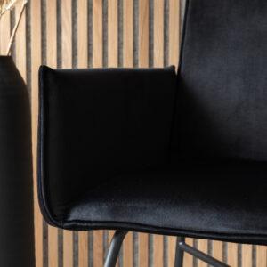 Petra – Chaise de salle à manger – Noir – 60 x 87 x 57 cm