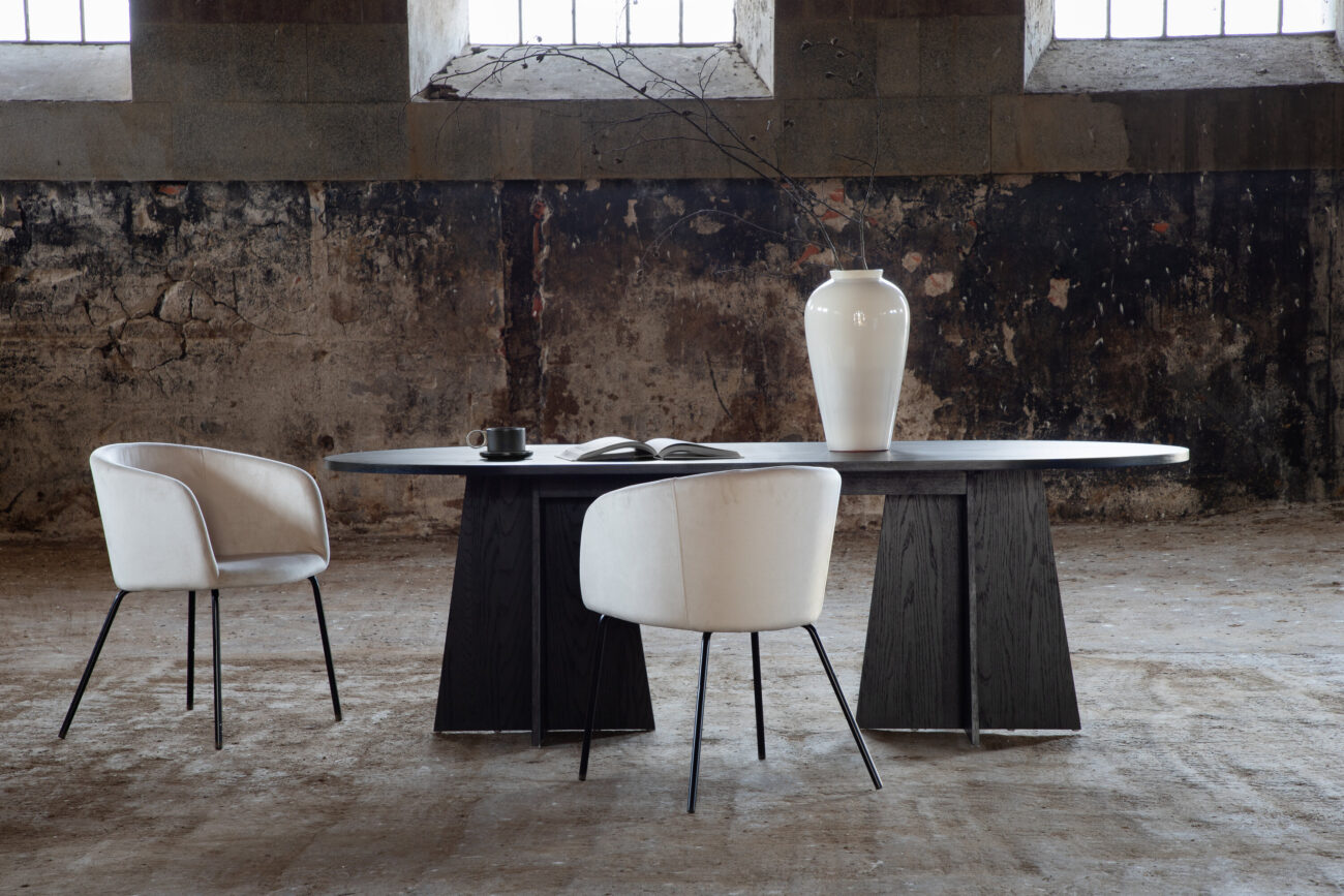 Bootcut – Table à manger ovale – Noir – 230 x 115 cm