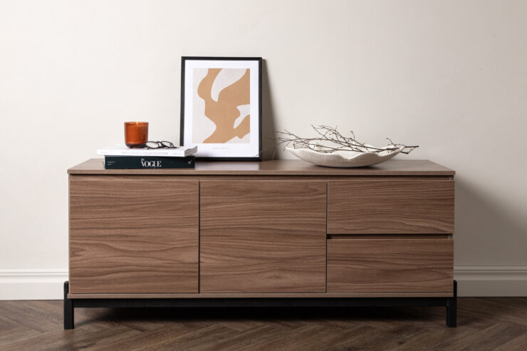 Corpus – Commode – Noyer, Noir – 40 x 56 x 138 cm