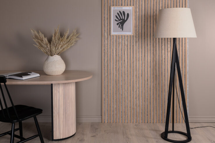 Kona – Lampadaire – Beige, Noir – 51 x 160 x 51 cm