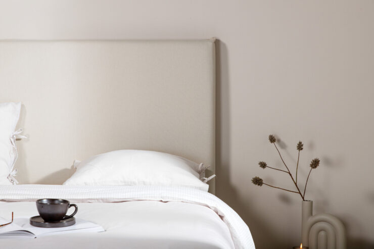 Saga – Headboard Cover – Beige – 10 x 180 x 140 cm