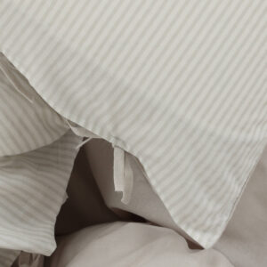 Jenna – Linge de lit – Gris clair – 200 x 150 cm