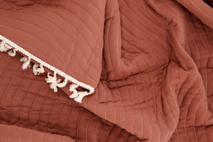 Lias – Linge de lit – Blanc cassé, Orange rouille – 260 x 260 cm
