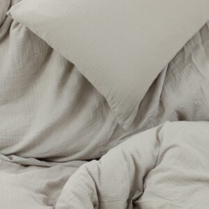 Mila – Linge de lit – Gris clair – 220 x 240 cm