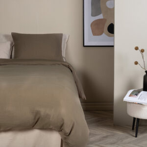 Mila – Linge de lit – Marron – 200 x 150 cm