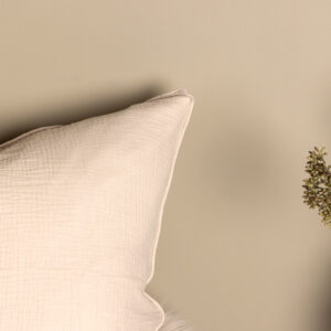 Tyra – Housse de coussin – Beige – 60 x 60 cm