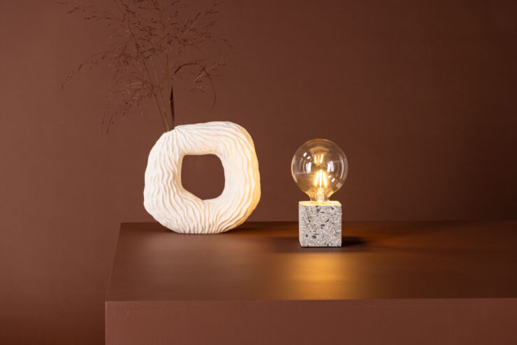 Rilche – Lampe à poser – Blanc – 9 x 9 x 9 cm