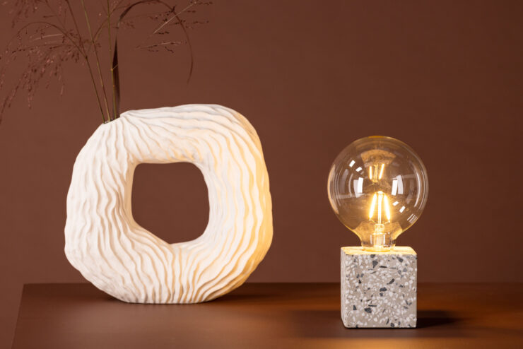 Rilche – Lampe à poser – Blanc – 9 x 9 x 9 cm