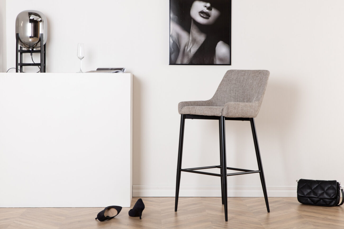 Plaza – Chaise de bar – Beige, Noir – 53 x 105 x 48 cm