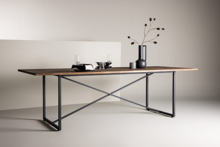 Padang – Table à manger rectangulaire – Noir, Naturel – 250 x 100 cm