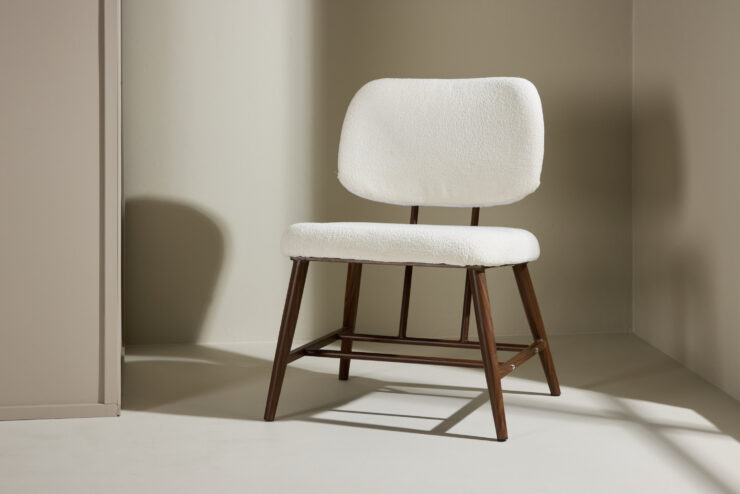 Midland – Fauteuil lounge – Blanc, Noyer – 62 x 84 x 58 cm