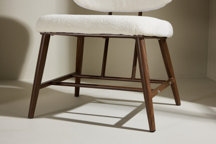 Midland – Fauteuil lounge – Blanc, Noyer – 62 x 84 x 58 cm