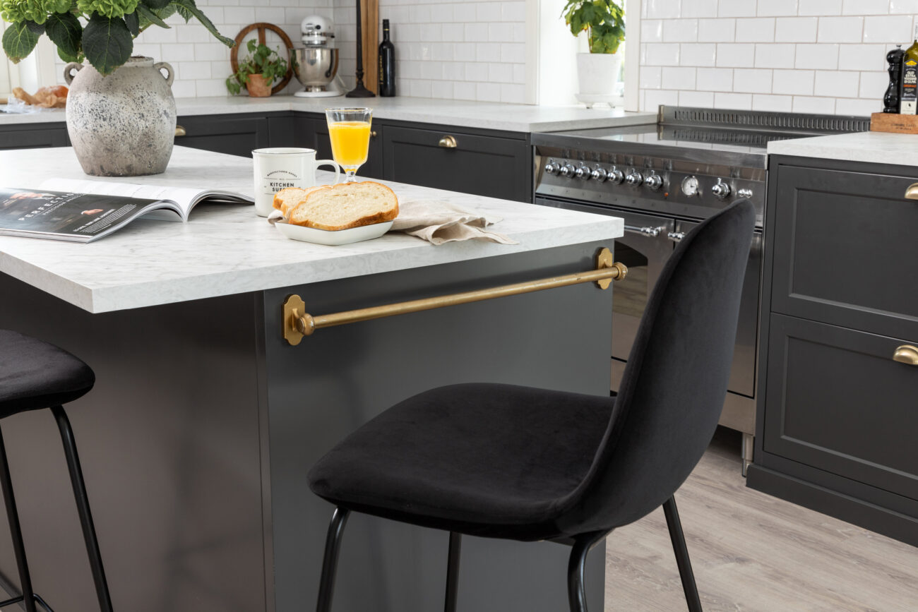 Polar – Chaise de bar – Noir – 43 x 105 x 42 cm
