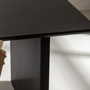 Vail – Table à manger rectangulaire – Noir – 200 x 100 cm
