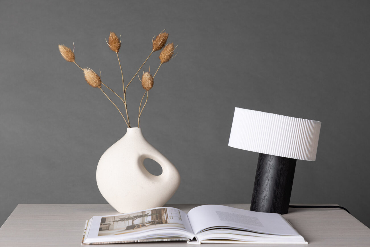 Branäs – Lampe à poser – Noir, Blanc – ⌀20 cm