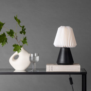 Fjällen – Lampe à poser – Noir, Blanc – ⌀20 cm