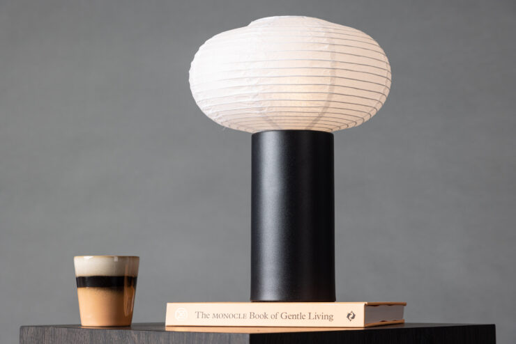 Hovfjället – Lampe à poser – Noir, Blanc – ⌀13 cm