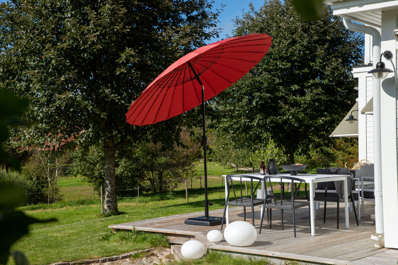 Palmetto – Parasol – Noir, Rouge – ⌀270 cm