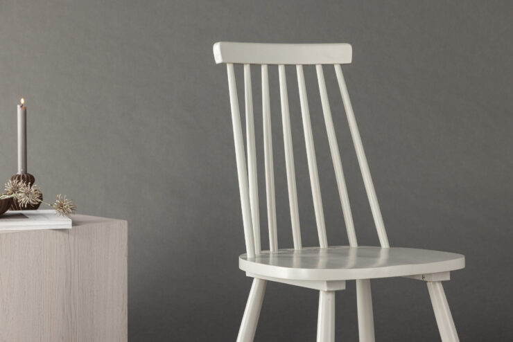 Lönneberga – Chaise de salle à manger – Gris clair – 50 x 88 x 43 cm