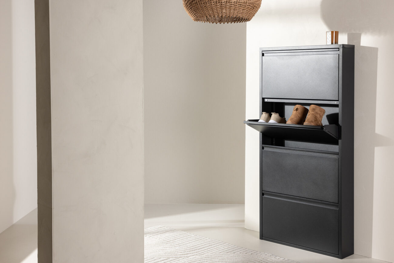 Ushuaia – Shoe Rack – Noir – 15 x 136 x 65 cm