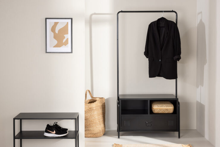 Quito – Porte-manteau – Noir – 40 x 175 x 100 cm