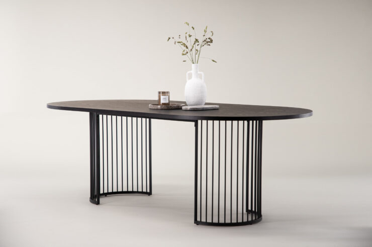Hamneskär – Table à manger ovale – Noir – 220 x 110 cm