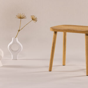 Orust – Stool – Blanchi, Naturel – 31 x 44 x 45 cm