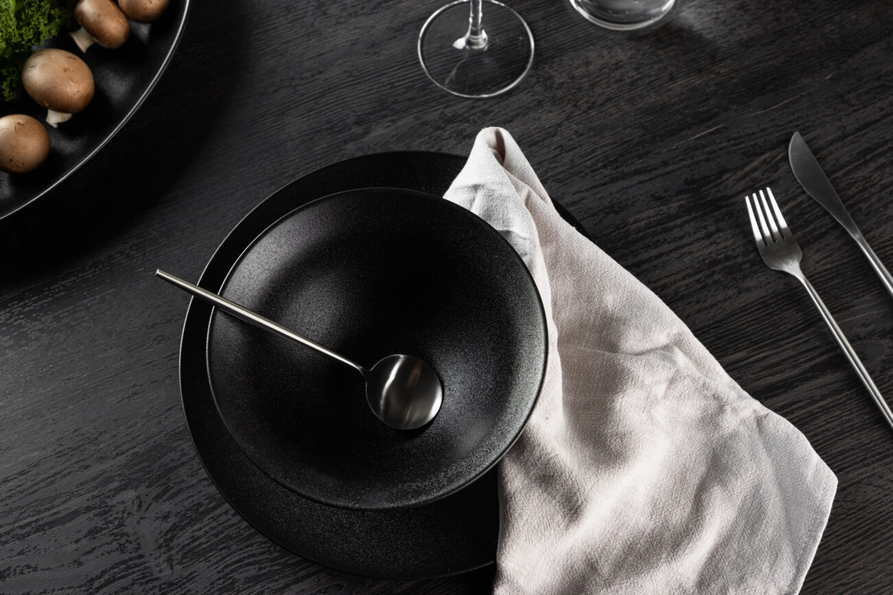 Wabi Sabi – Arts de la table – Noir – ⌀18 cm