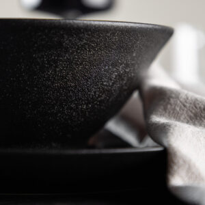 Wabi Sabi – Arts de la table – Noir – ⌀18 cm