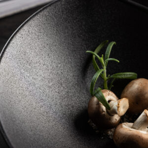 Wabi Sabi – Arts de la table – Noir – ⌀25 cm