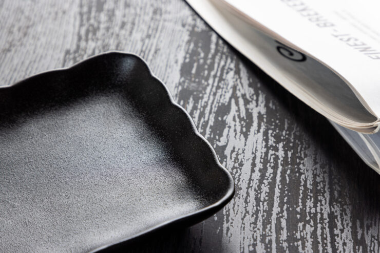 Wabi Sabi – Arts de la table – Noir – 24 x 15 cm