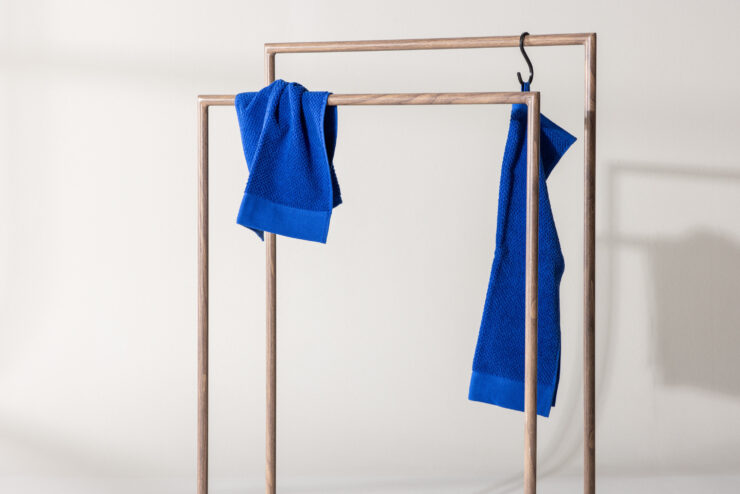Alva – Porte-manteau – Moka – 30 x 100 x 70 cm