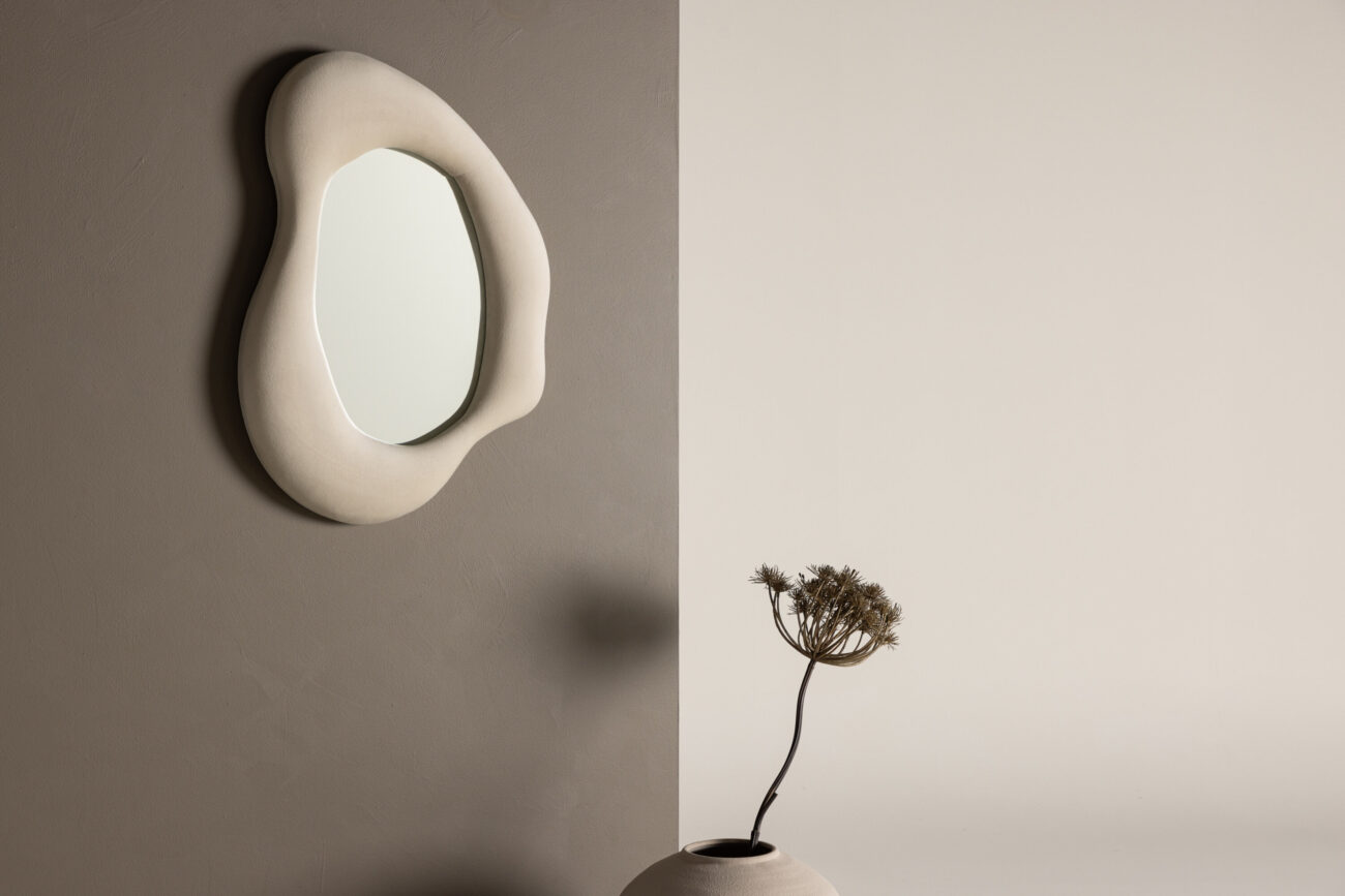 Louisville – Small Mirror – Beige – 8 x 70 x 49 cm