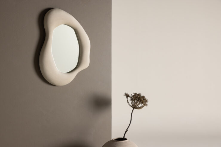 Louisville – Small Mirror – Beige – 8 x 70 x 49 cm