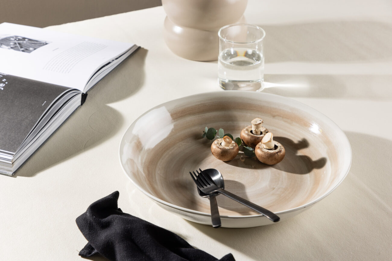 Jublie – Arts de la table – Beige – ⌀33 cm