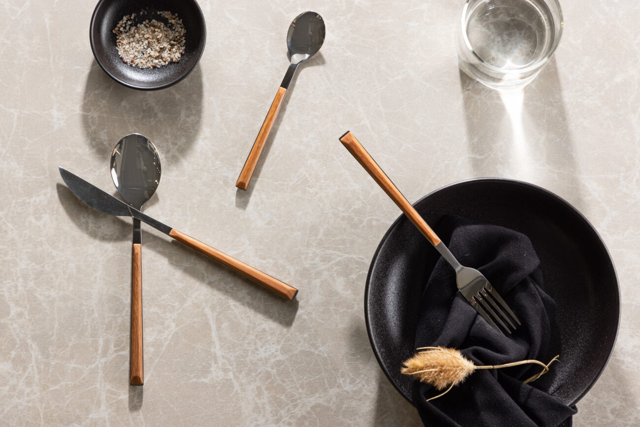 Jublie – Arts de la table – Argenté, Marron