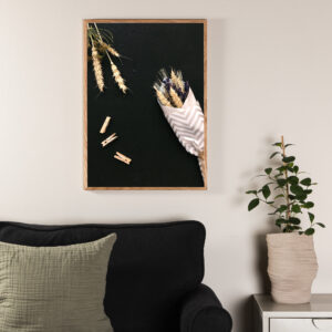 Flowers on table – Décoration murale – Beige, Noir – 70 x 50 cm