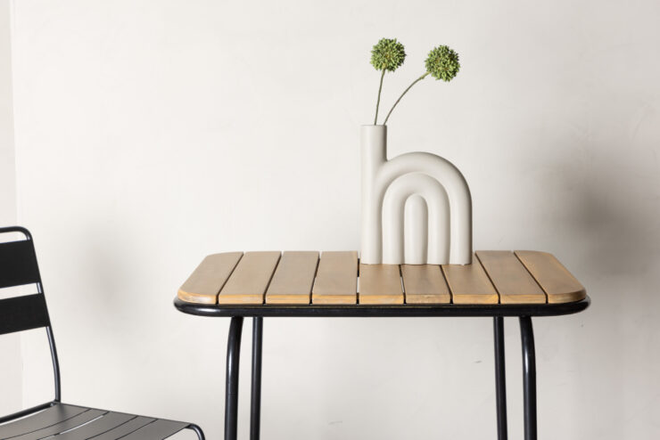 Holmbeck – Table de café – Noir, Naturel – 70 x 55 cm