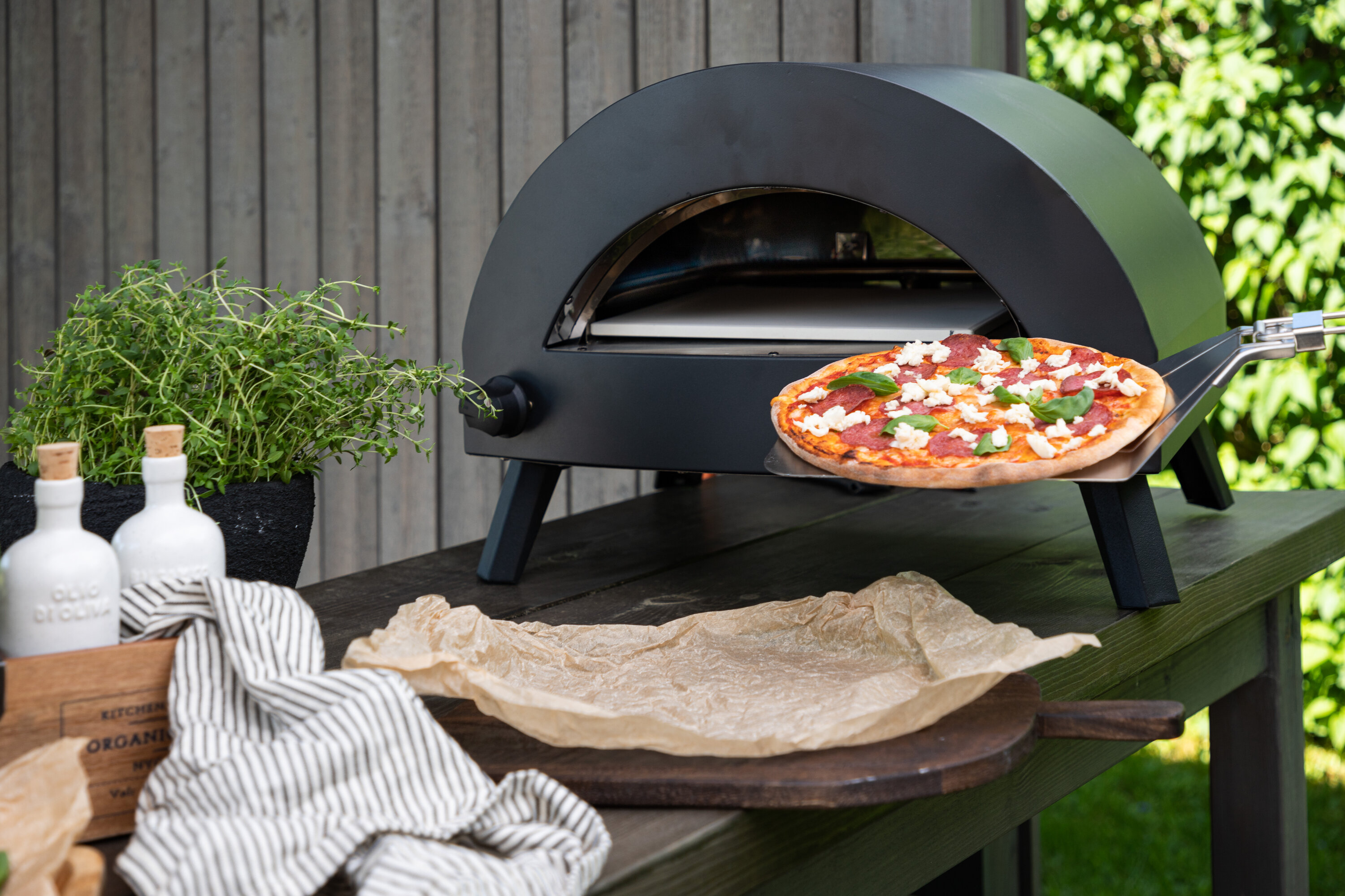 Four à pizza