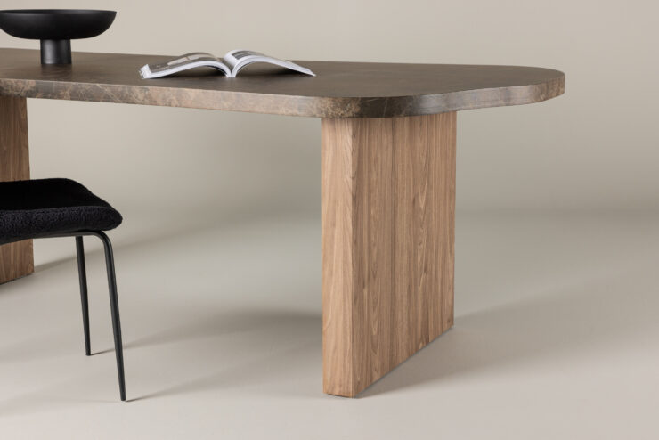 Eleonora – Table à manger ovale – Marron – 230 x 100 cm