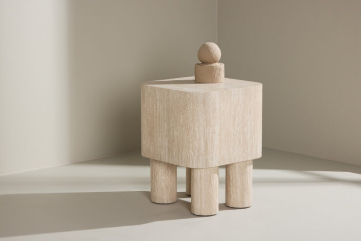 Klirou – Table d'appoint – Beige – 40 x 40 cm
