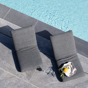 Trond – Bain de soleil – Gris, Noir – 80 x 5 x 40 cm