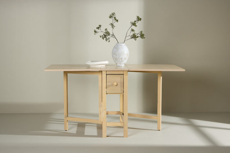Edward – Table à manger rectangulaire – Blanchi – 30 x 80 cm