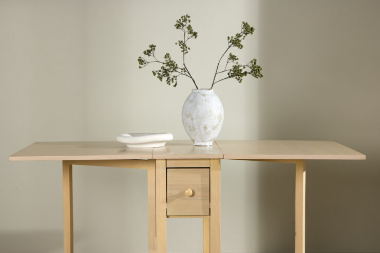 Edward – Table à manger rectangulaire – Blanchi – 30 x 80 cm