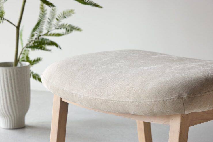 Rile – Ottoman – Beige, Blanchi – 60 x 42 x 70 cm